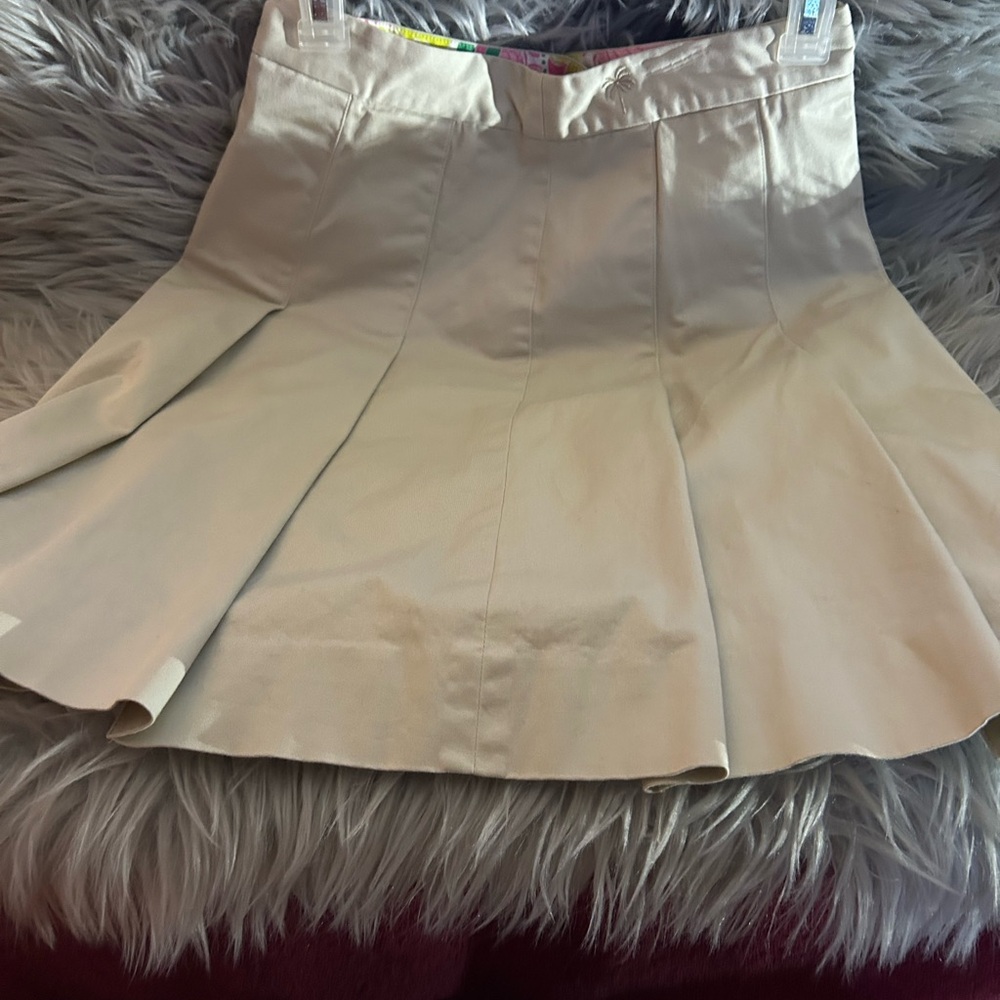 Lilly Pulitzer Cream Skirt  with Pink and Green Trim size 0 with back zipper